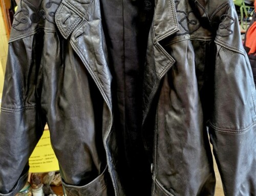 Veste noire en cuir