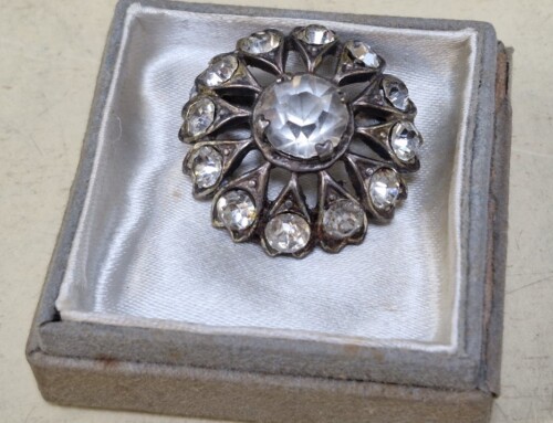 Broche ancienne