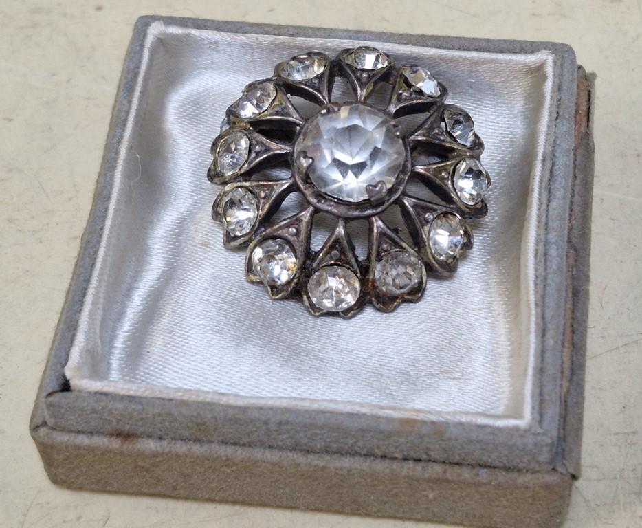 Broche ancienne