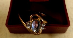 Bague plaquée or avec pierres