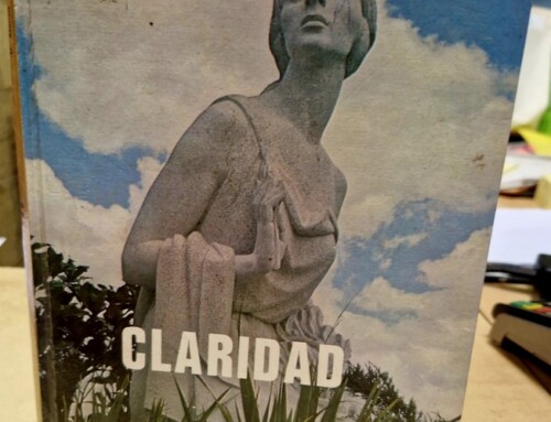 Livre en espagnol « Claridad »