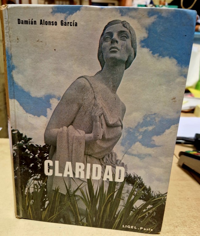 Livre en espagnol "Claridad"