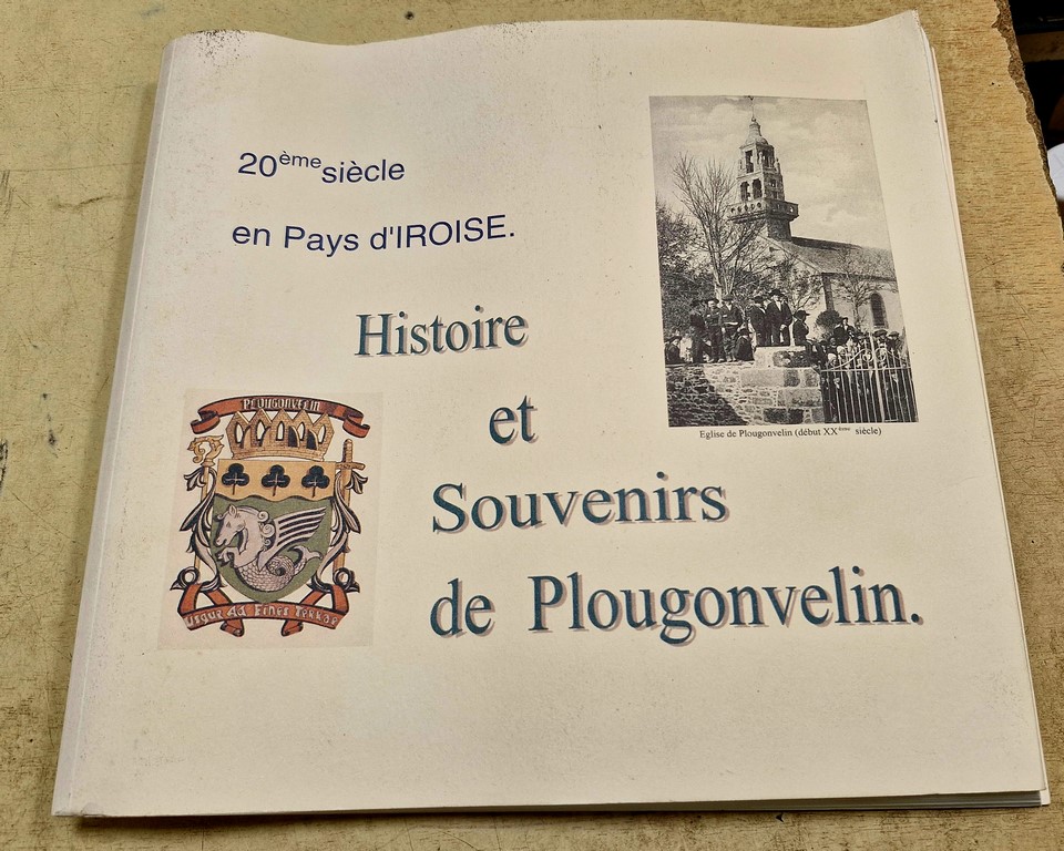 Livre "Histoire et Souvenirs de Plougonvelin"