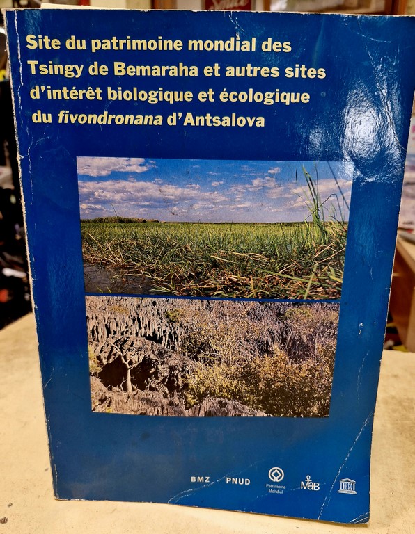 Livre Site du patrimoine mondial des Tsingy et Bemaraha et autres sites...