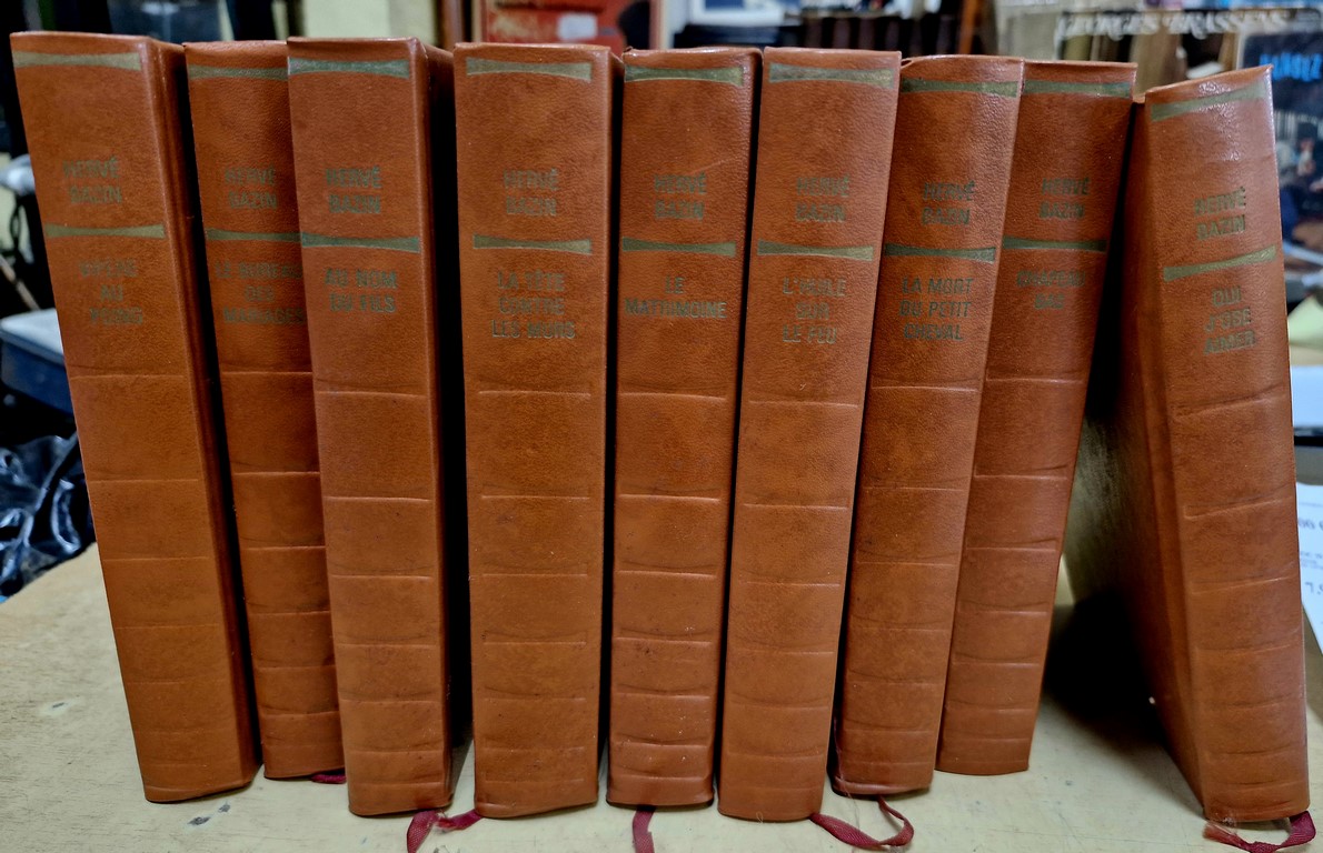 Ensemble de livres reliés Hervé BAZIN
