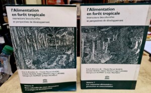 Livres en deux volumes L'alimentation en Forêt Tropicale