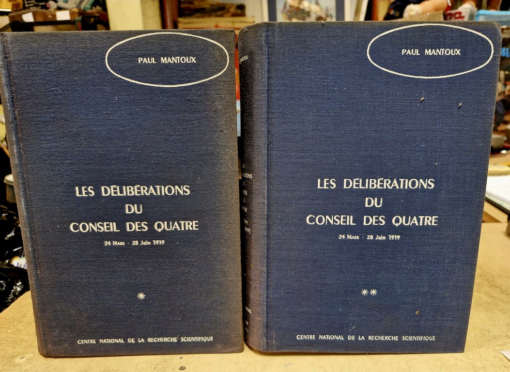 Livres "Les Délibérations du Conseil des Quatre" en 2 volumes