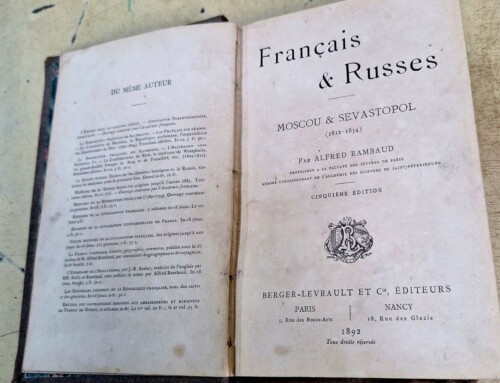 Livre du ministère de l&rsquo;instruction publique Français et Russes  « Moscou & Sébastopol » paru en 1892